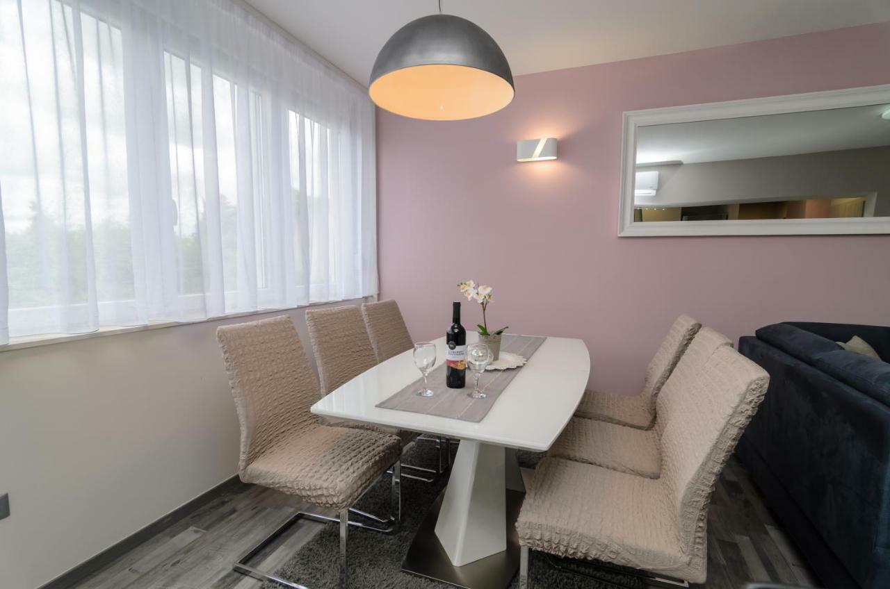 Calm Apartment & Room Ζαντάρ Εξωτερικό φωτογραφία